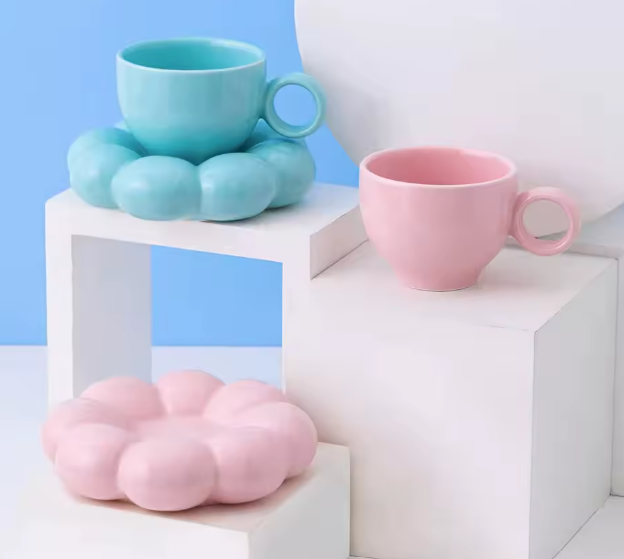 طقم فنجان وصحن قهوة من سلسلة ماركاروني الأكثر مبيعًا على الطراز الاسكندنافي، فنجان وصحن من السيراميك على شكل زهرة عباد الشمس، سعة 220 مل.