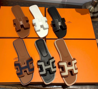 Hermes mirror